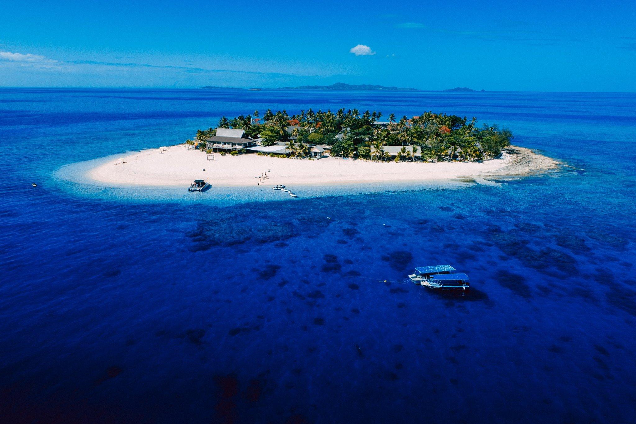 Beachcomber Island Resort Екстериор снимка