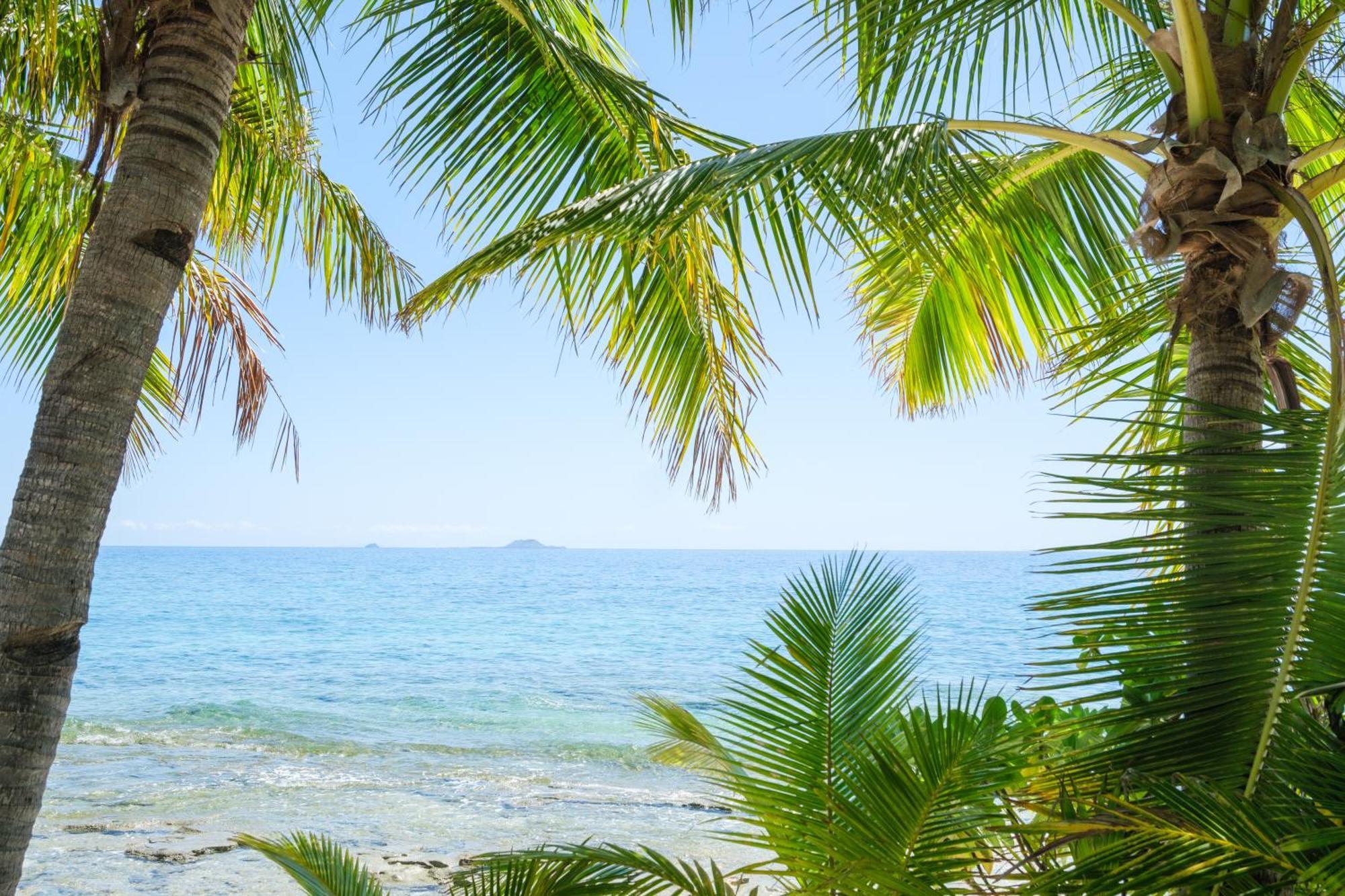 Beachcomber Island Resort Екстериор снимка
