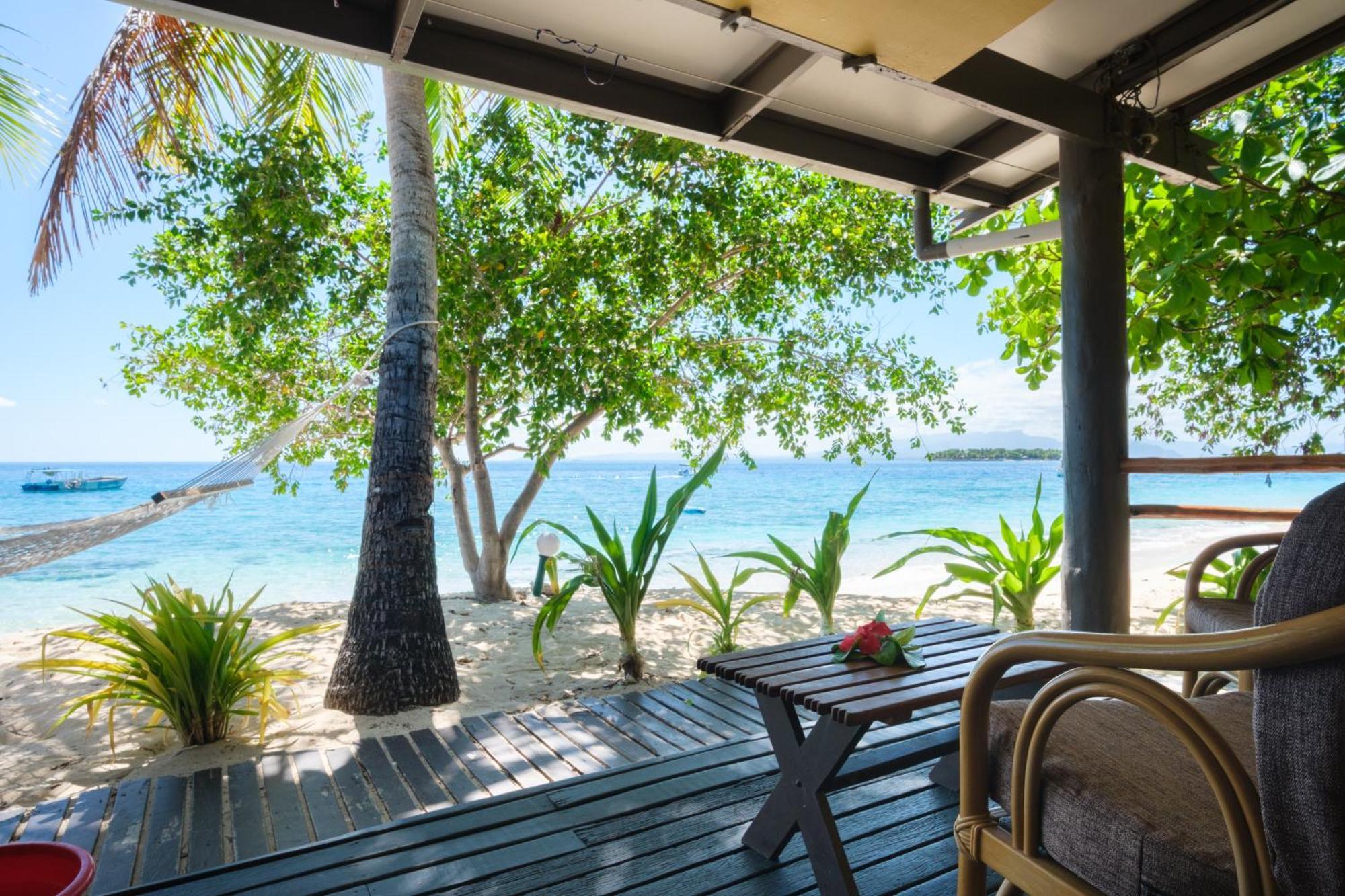 Beachcomber Island Resort Екстериор снимка