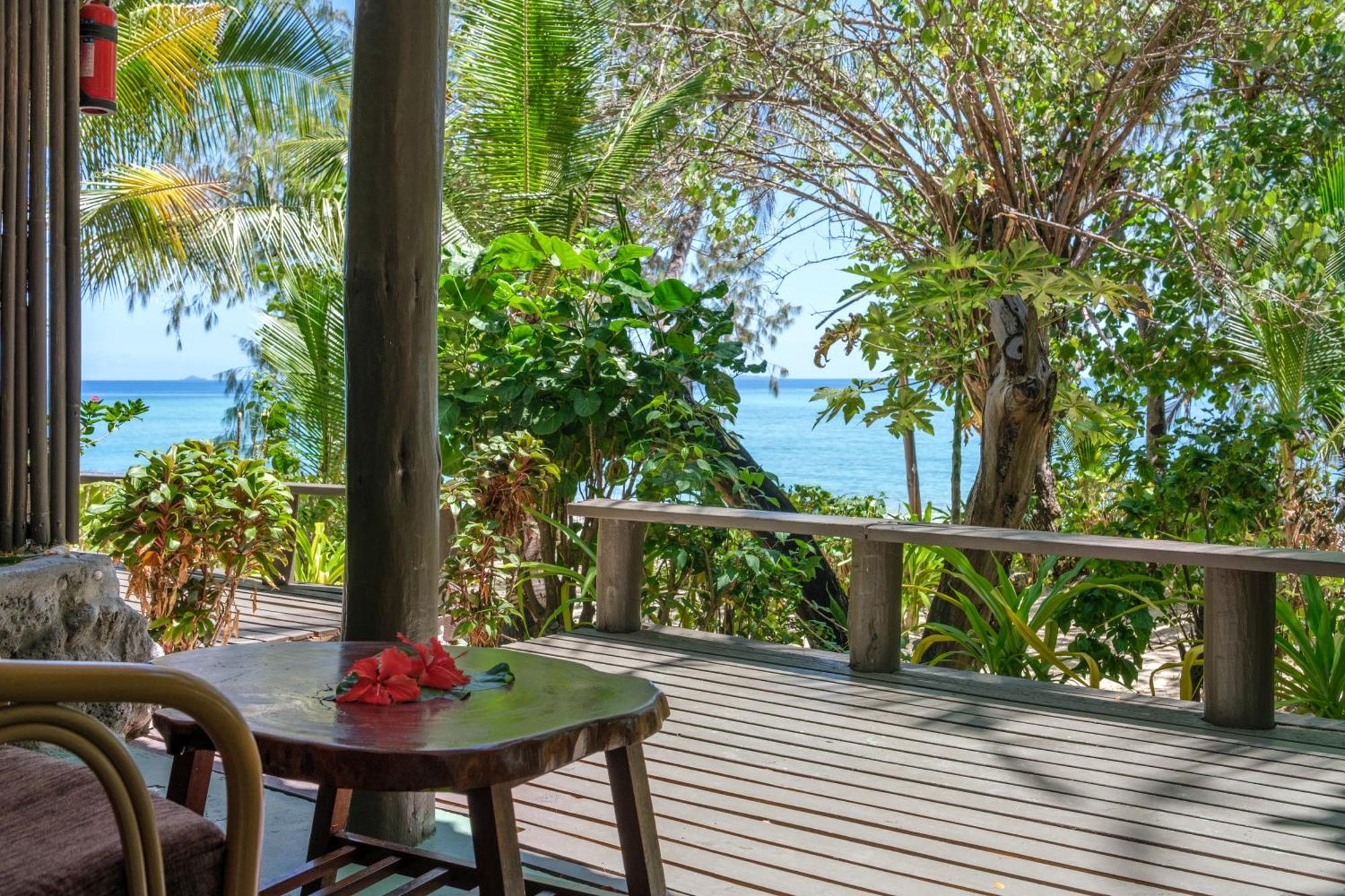 Beachcomber Island Resort Екстериор снимка