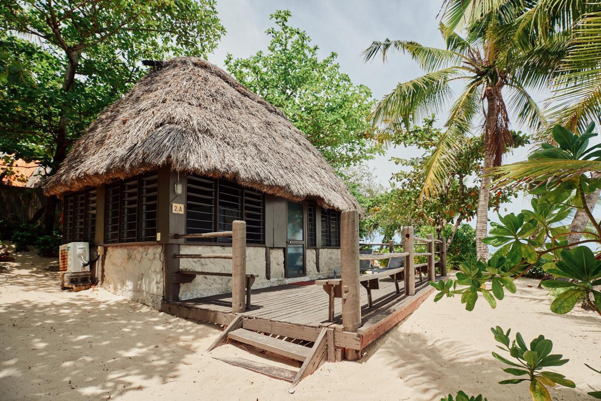 Beachcomber Island Resort Екстериор снимка