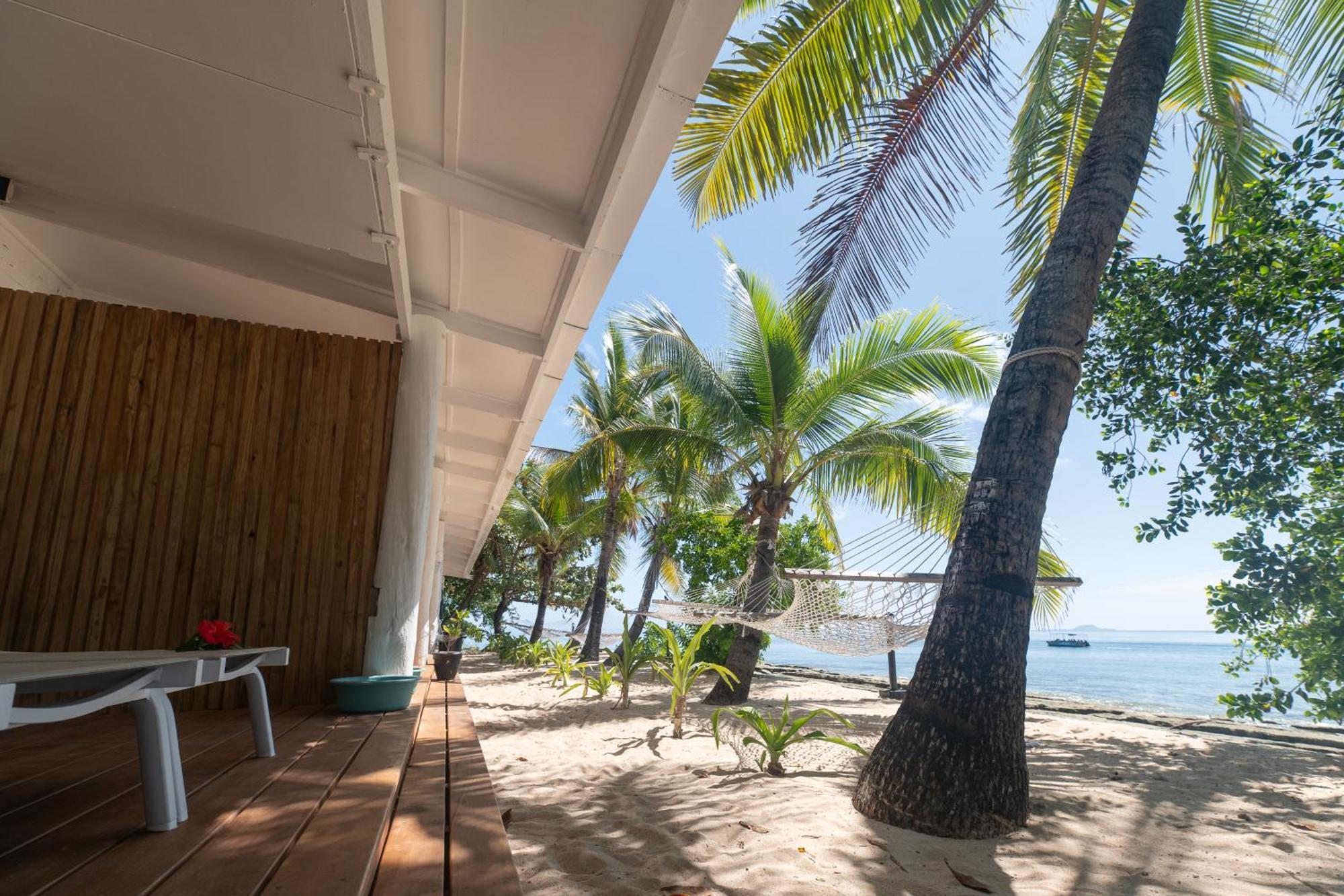 Beachcomber Island Resort Екстериор снимка