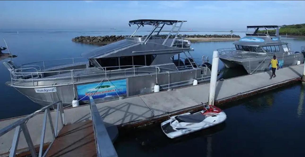 Beachcomber Island Resort Екстериор снимка